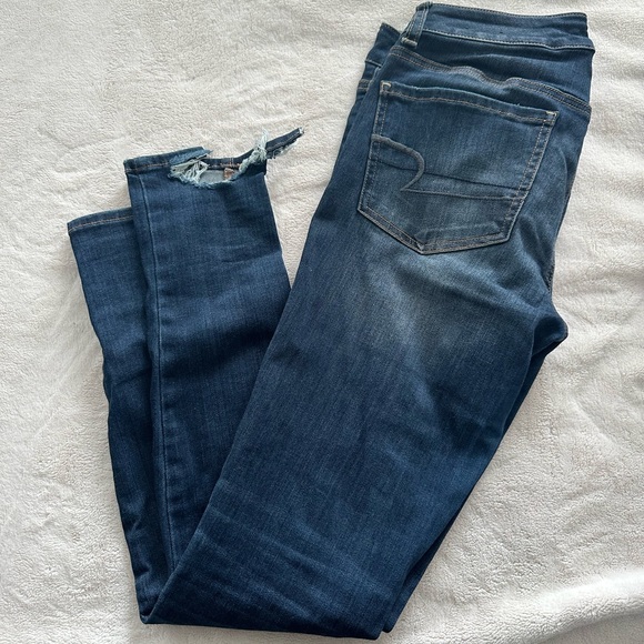 American Eagle Outfitters size 6 super super stretch skinny jeans - Picture 2 of 4